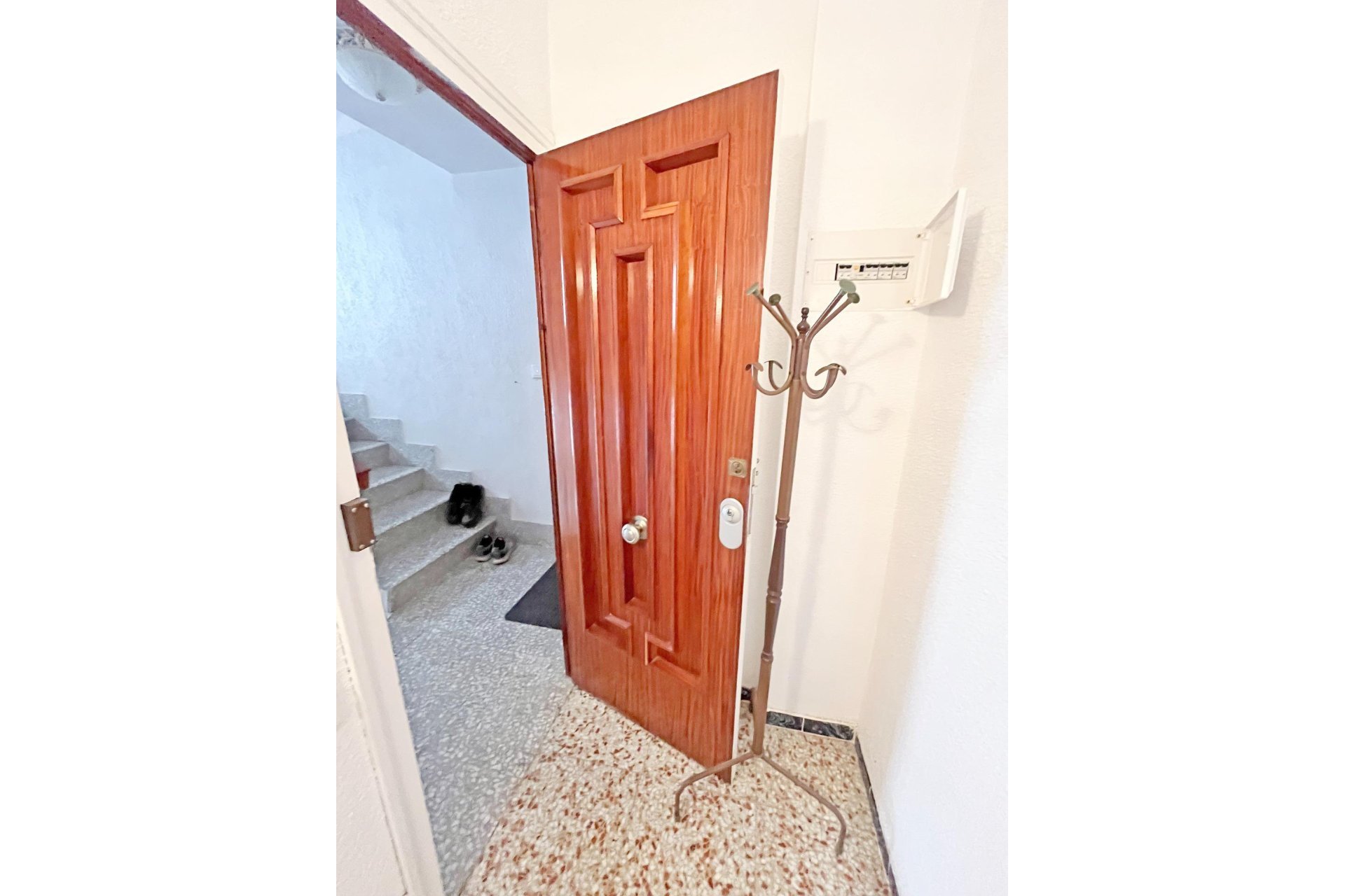 Resale - Apartment -
Guardamar del Segura - Centro