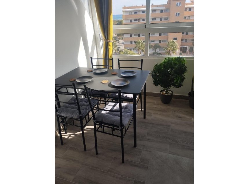 Resale - Apartment -
Guardamar del Segura - Pinomar