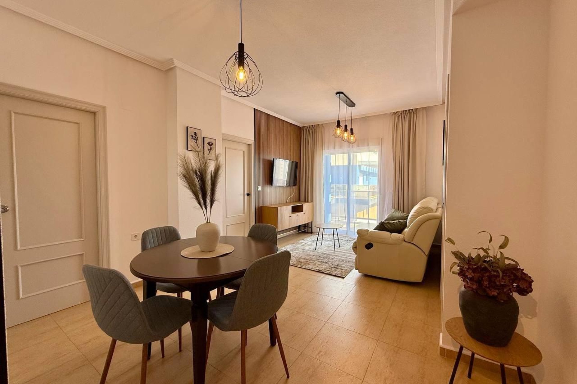 Resale - Apartment -
Guardamar del Segura - Puerto