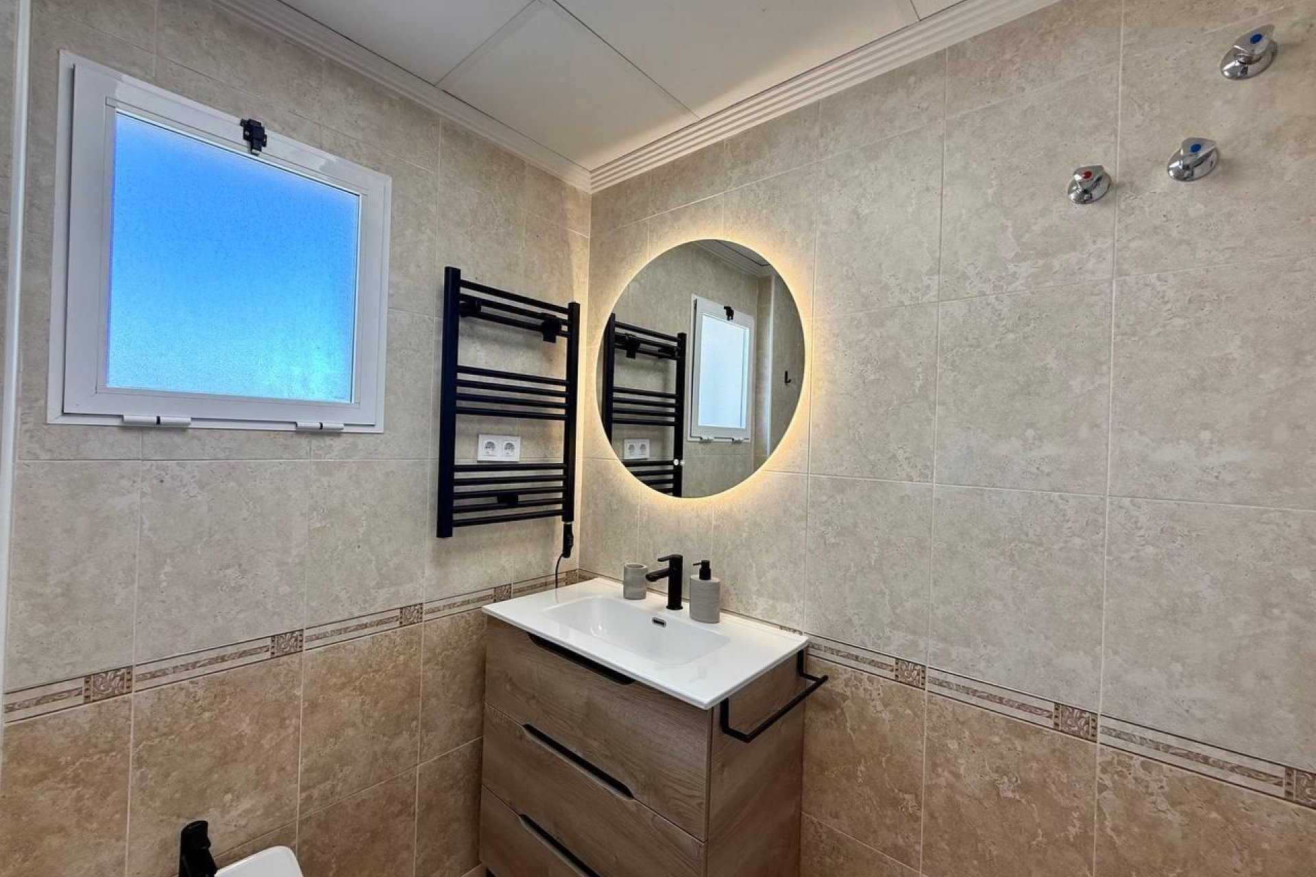Resale - Apartment -
Guardamar del Segura - Puerto