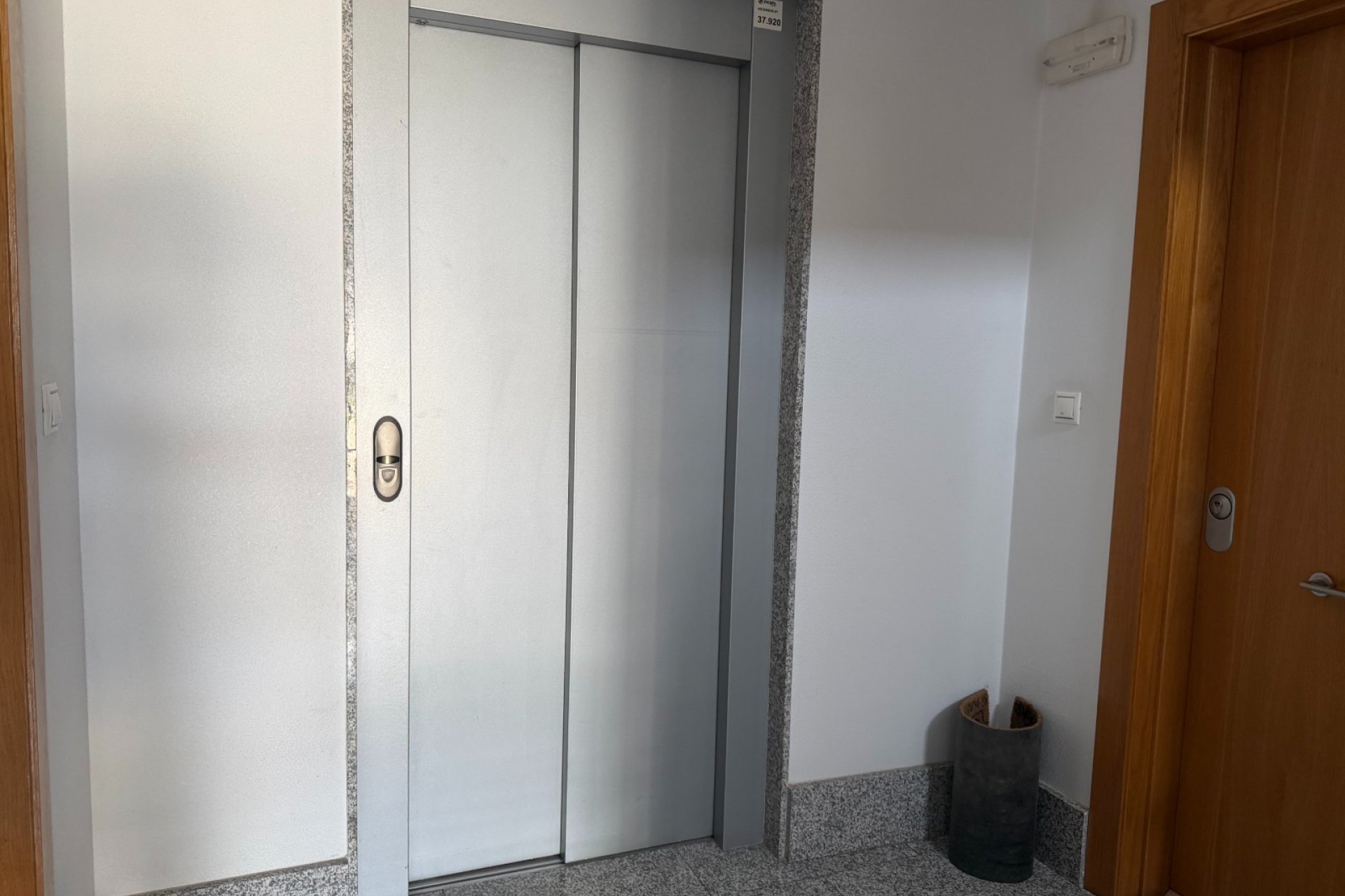 Resale - Apartment -
Jacarilla - Inland