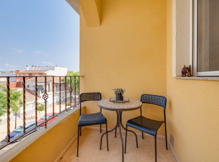 Resale - Apartment -
Jacarilla - Inland