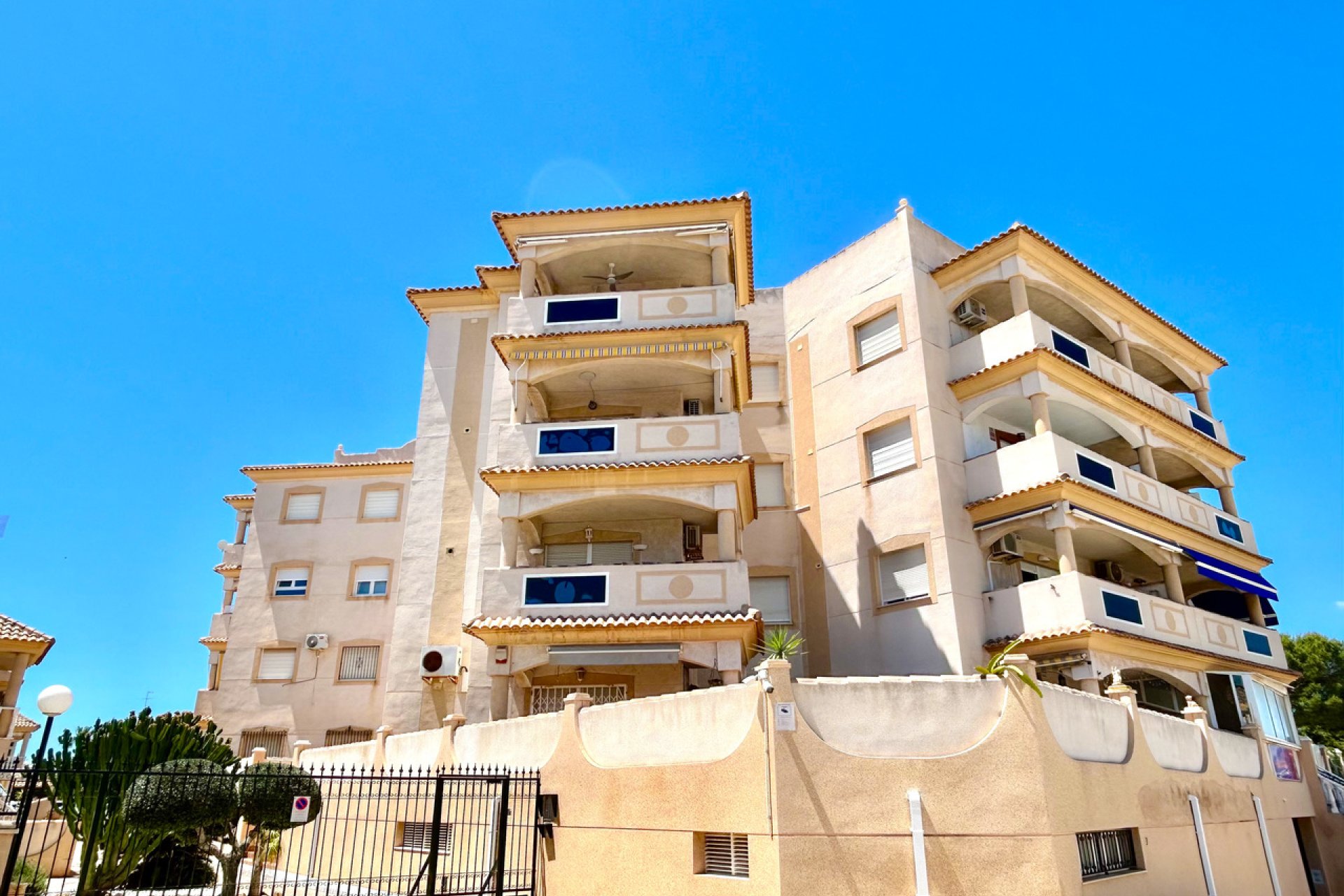 Resale - Apartment -
La Zenia - Costa Blanca