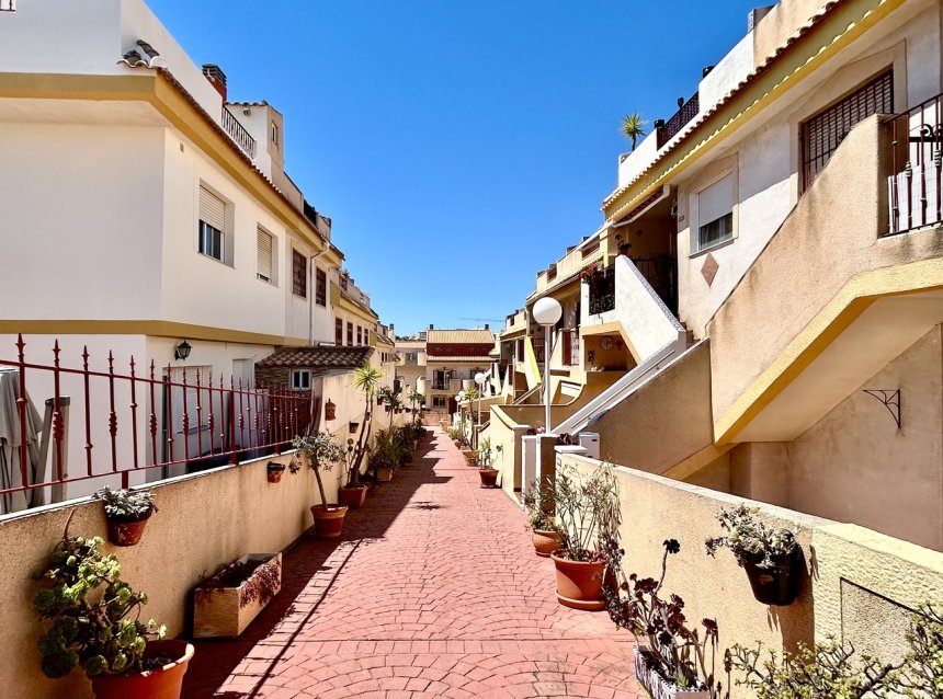 Resale - Apartment -
La Zenia - Costa Blanca