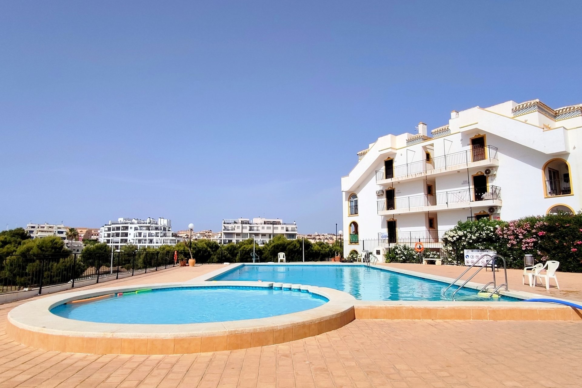 Resale - Apartment -
La Zenia - Costa Blanca