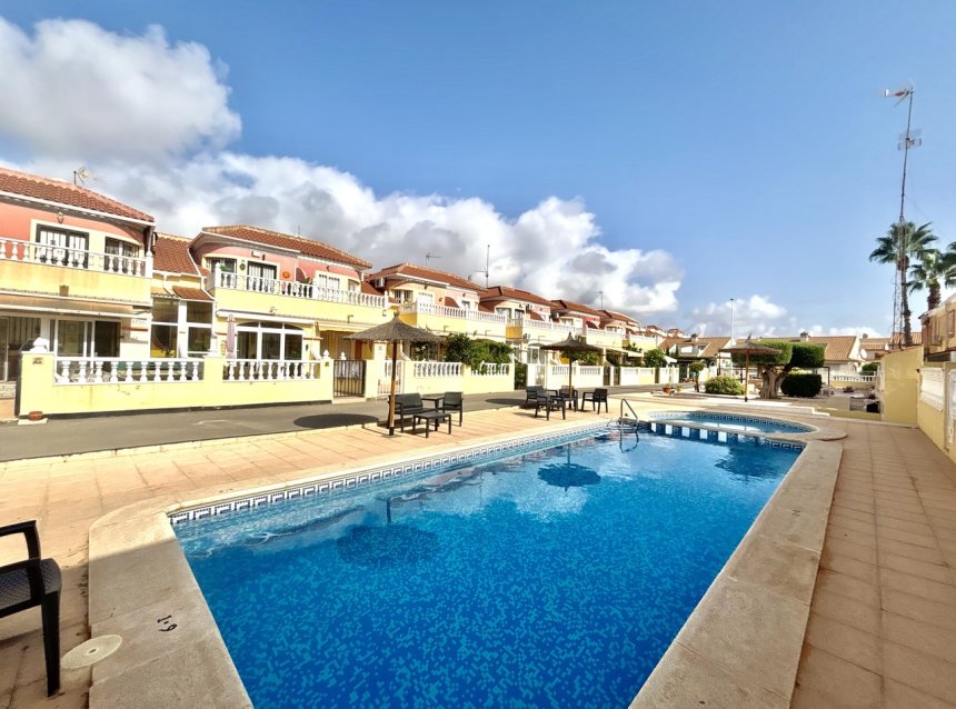 Resale - Apartment -
La Zenia - Costa Blanca