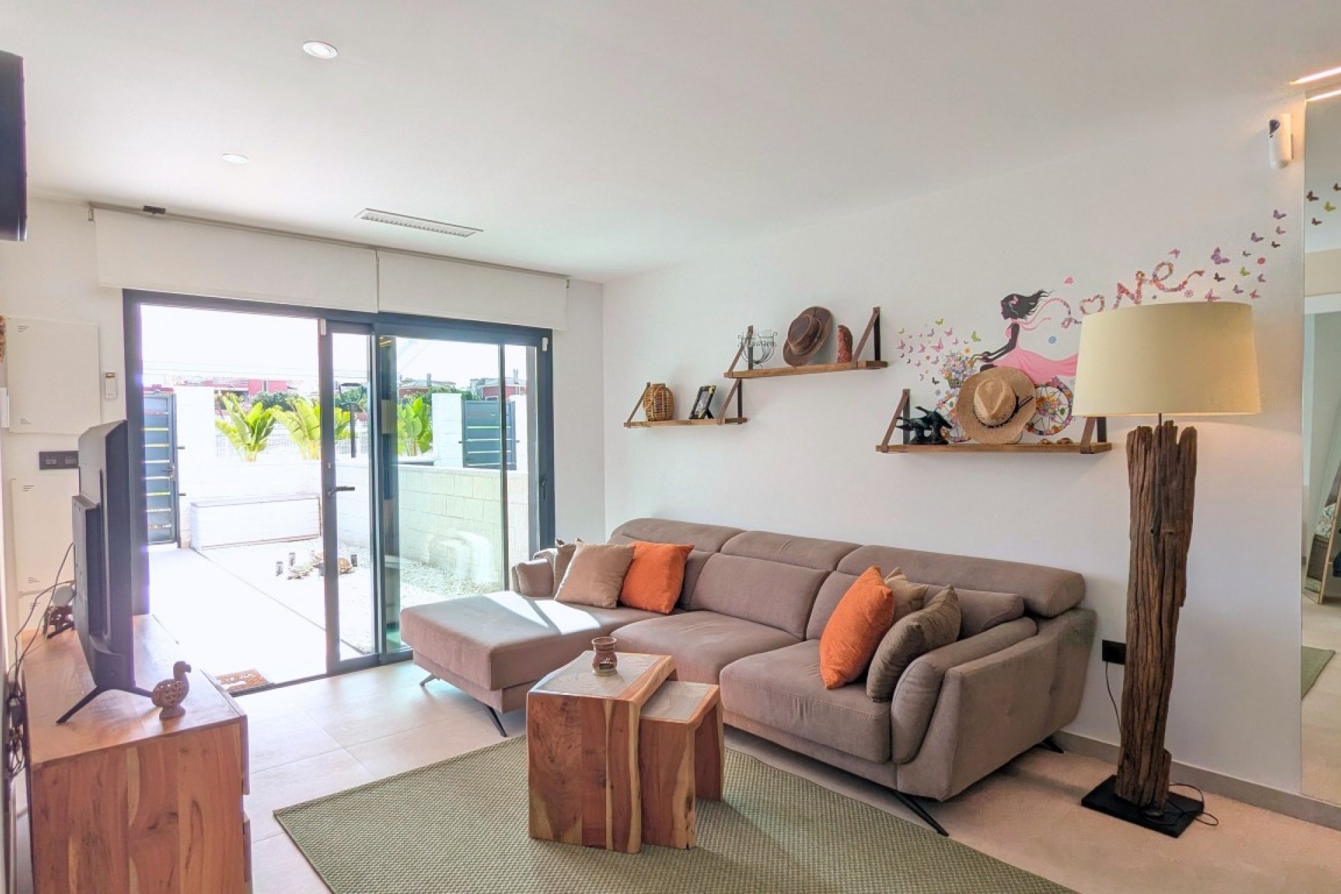 Resale - Apartment -
Lo Crispin - Inland