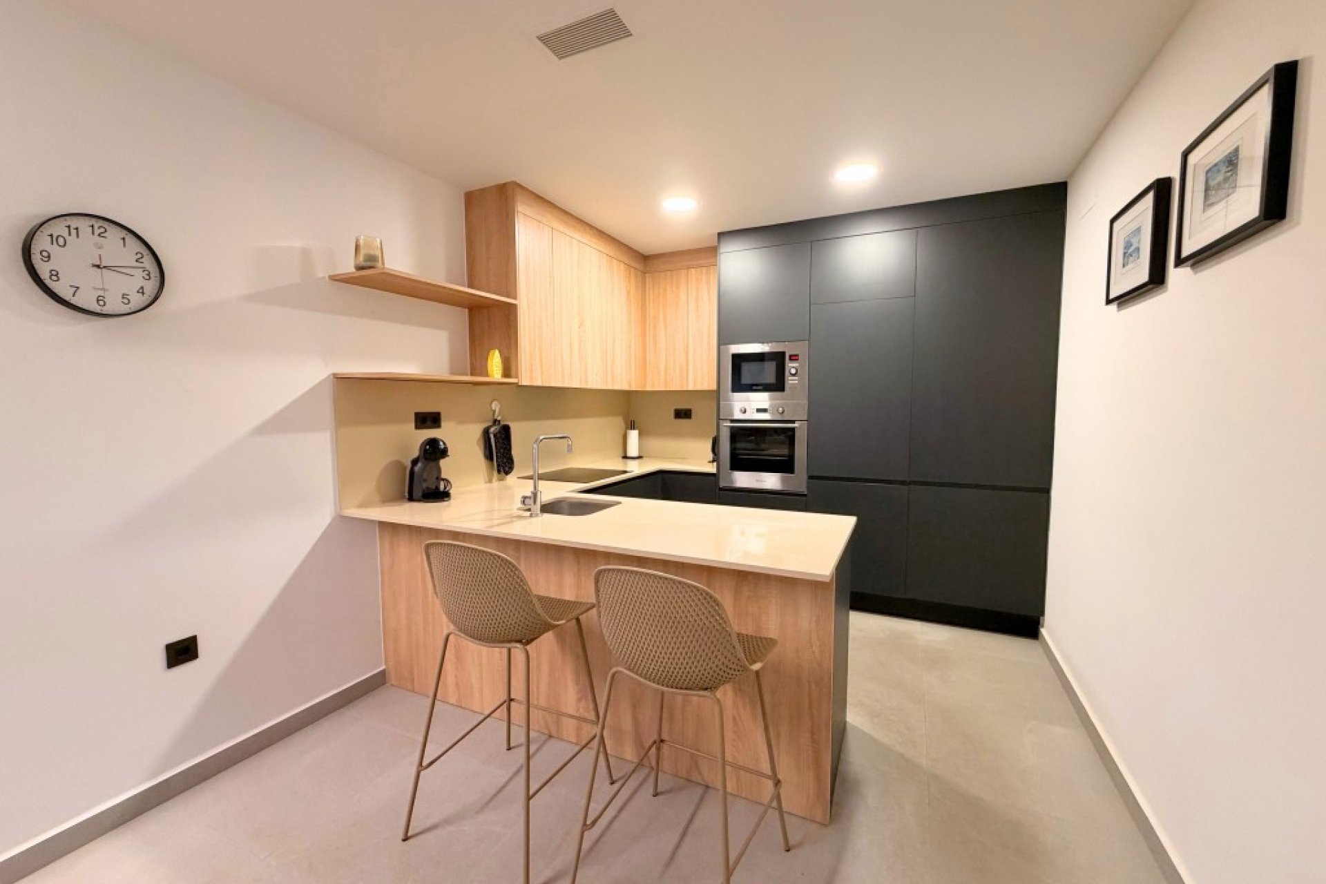 Resale - Apartment -
Lo Crispin - Inland