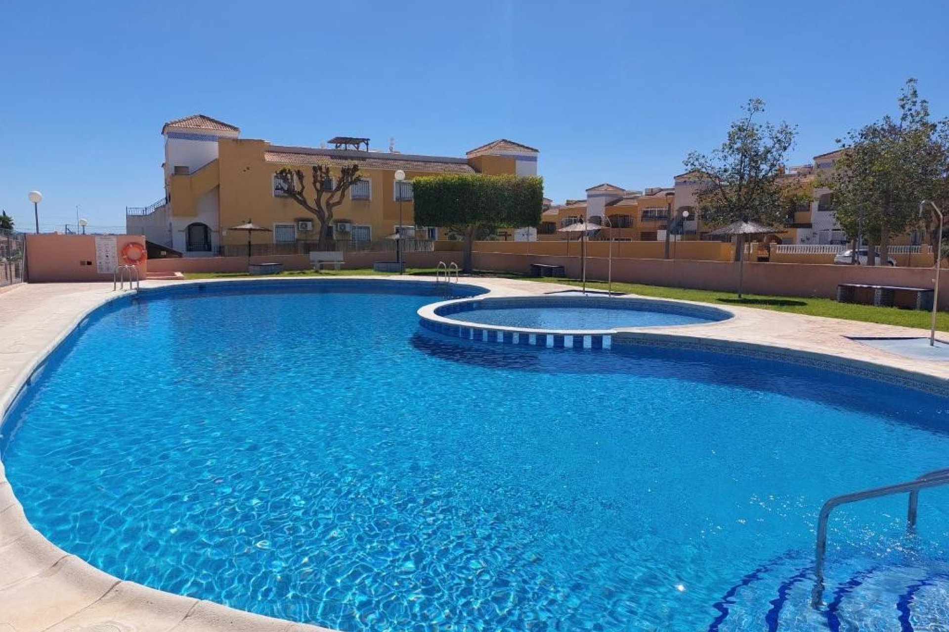 Resale - Apartment -
Los Montesinos - Costa Blanca
