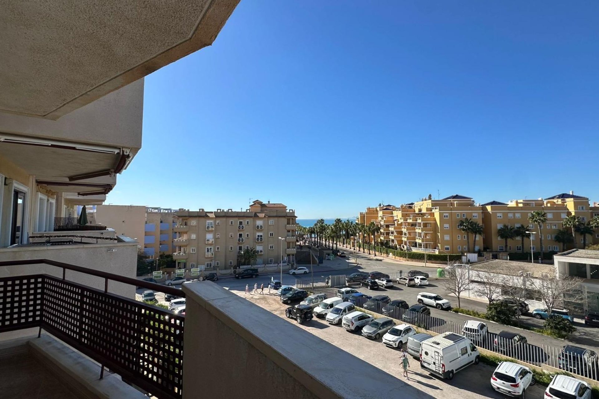 Resale - Apartment -
Orihuela Costa - Campoamor