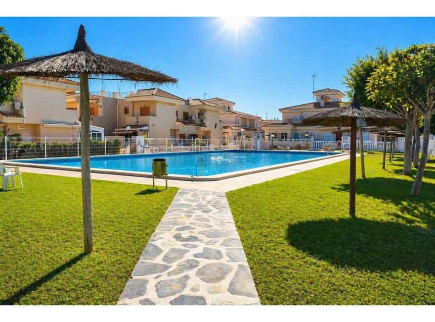 Resale - Apartment -
Orihuela Costa - Costa Blanca