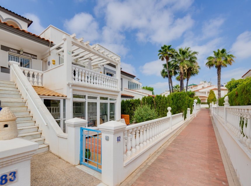 Resale - Apartment -
Orihuela Costa - Costa Blanca