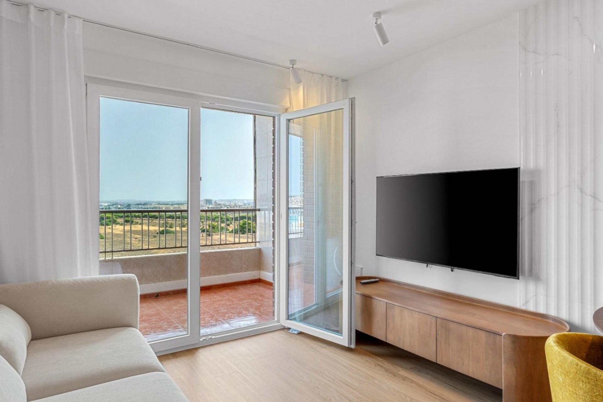 Resale - Apartment -
Orihuela Costa - Costa Blanca