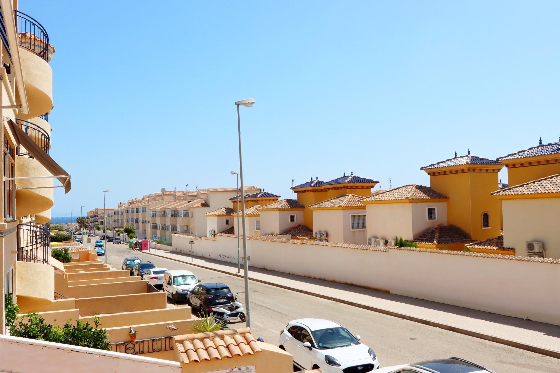Resale - Apartment -
Orihuela Costa - Costa Blanca