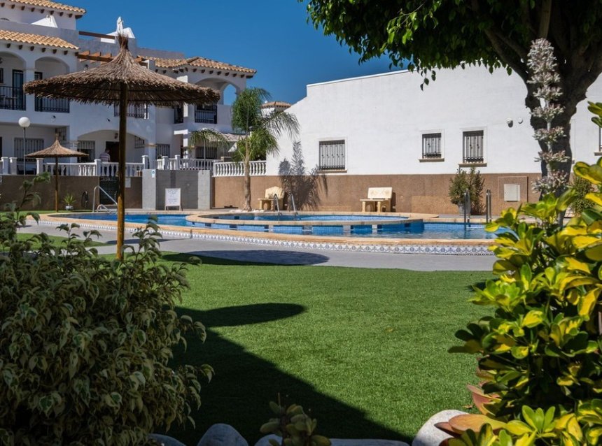 Resale - Apartment -
Orihuela Costa - Costa Blanca