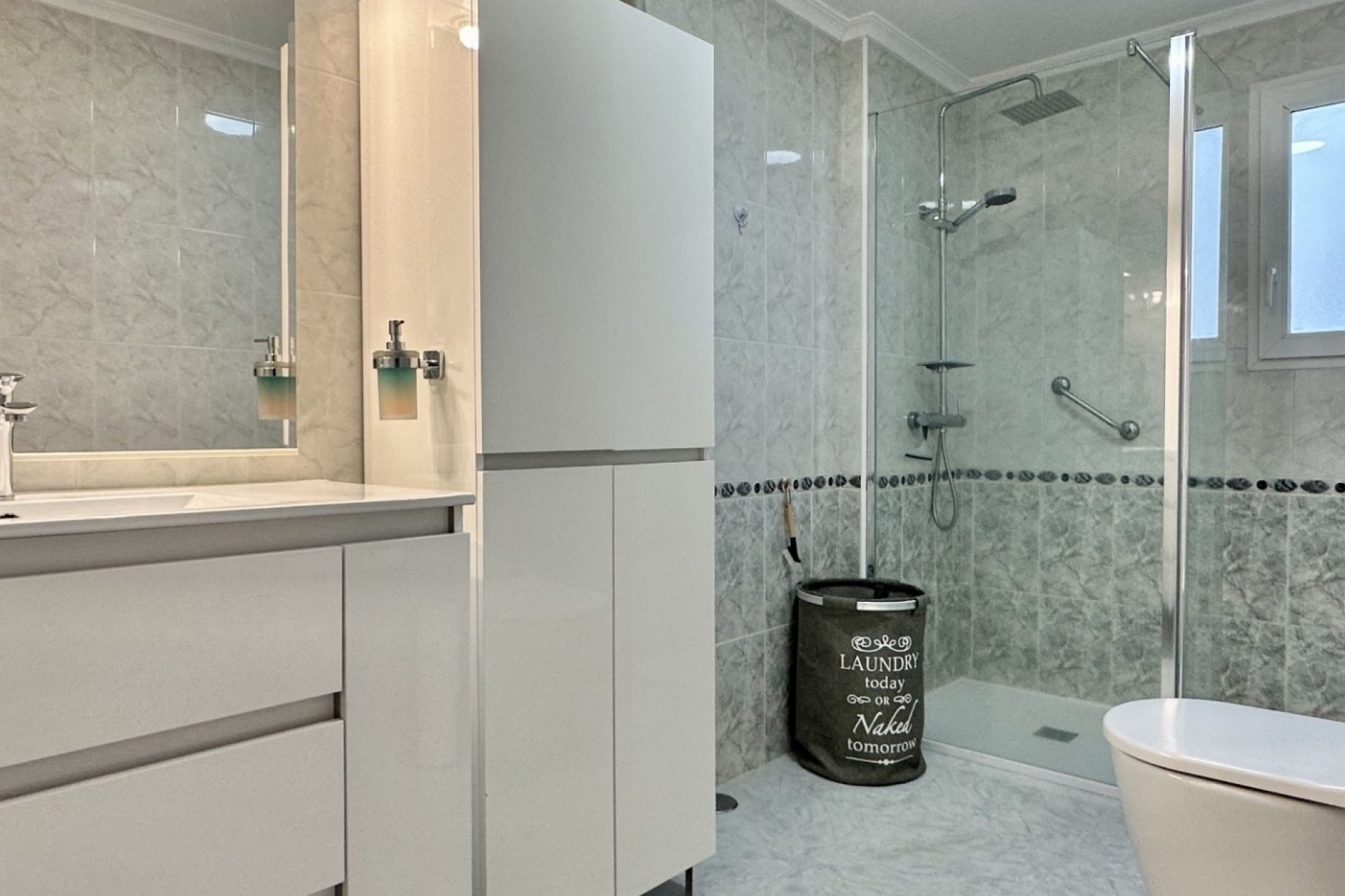 Resale - Apartment -
Orihuela Costa - Costa Blanca