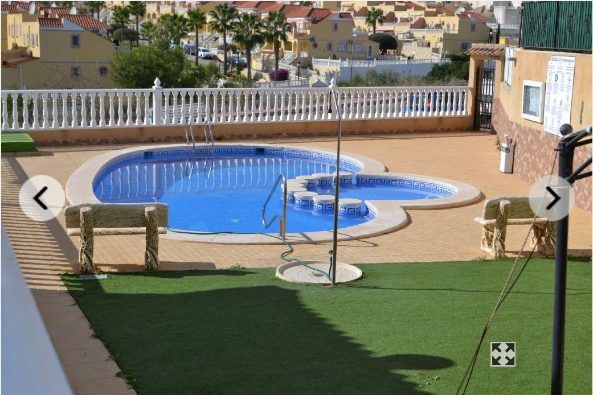 Resale - Apartment -
Orihuela Costa - Las Filipinas