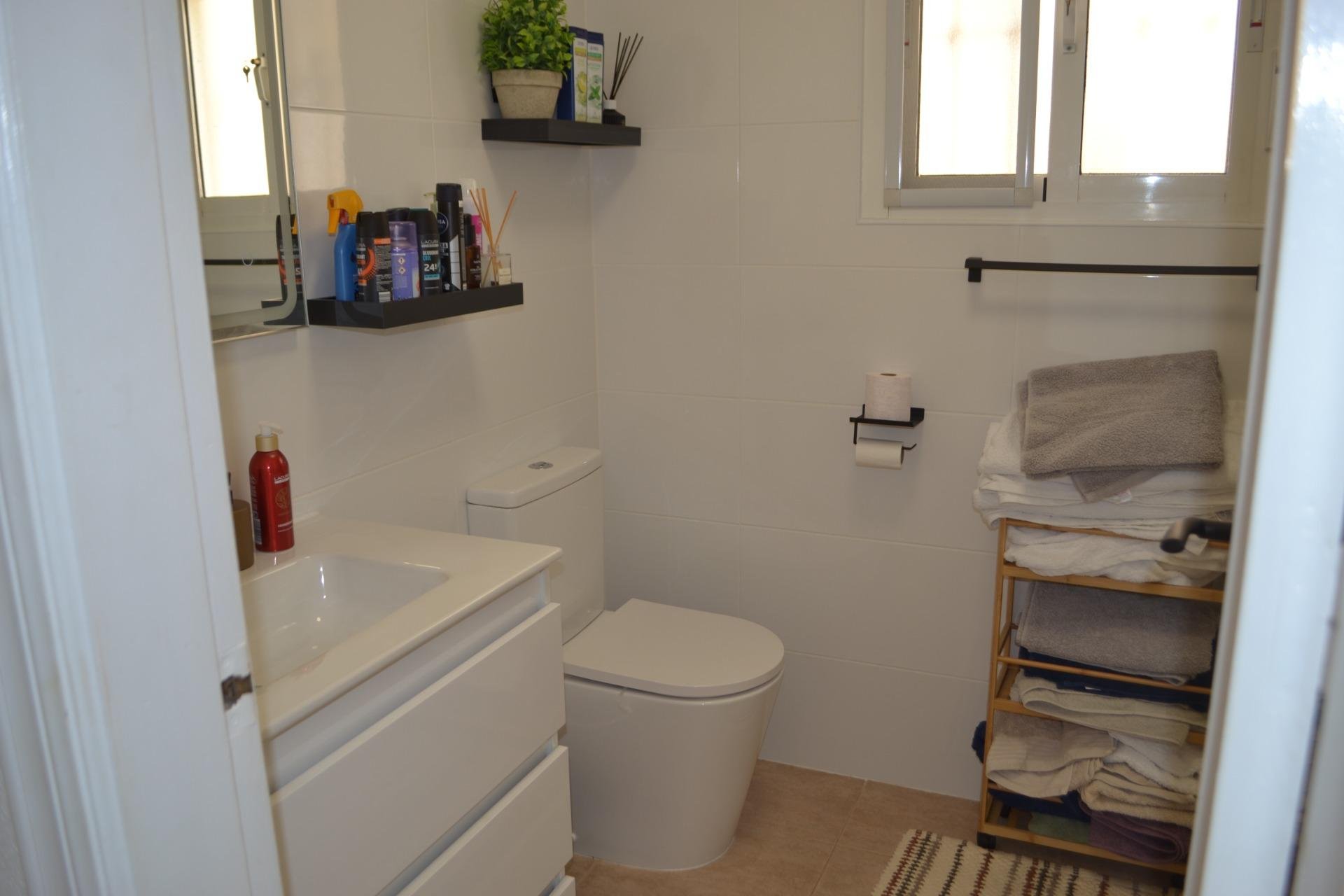 Resale - Apartment -
Orihuela Costa - Las Filipinas