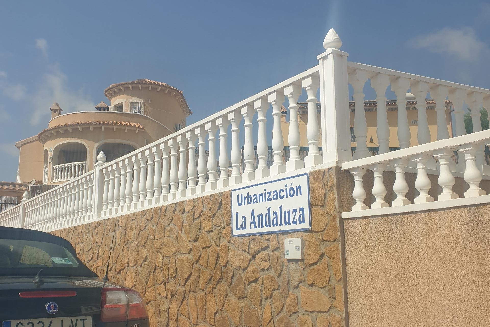 Resale - Apartment -
Orihuela Costa - Las Filipinas