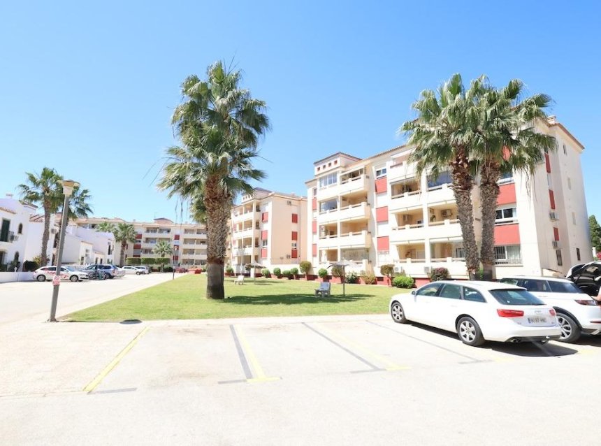 Resale - Apartment -
Orihuela Costa - Playa Flamenca Norte