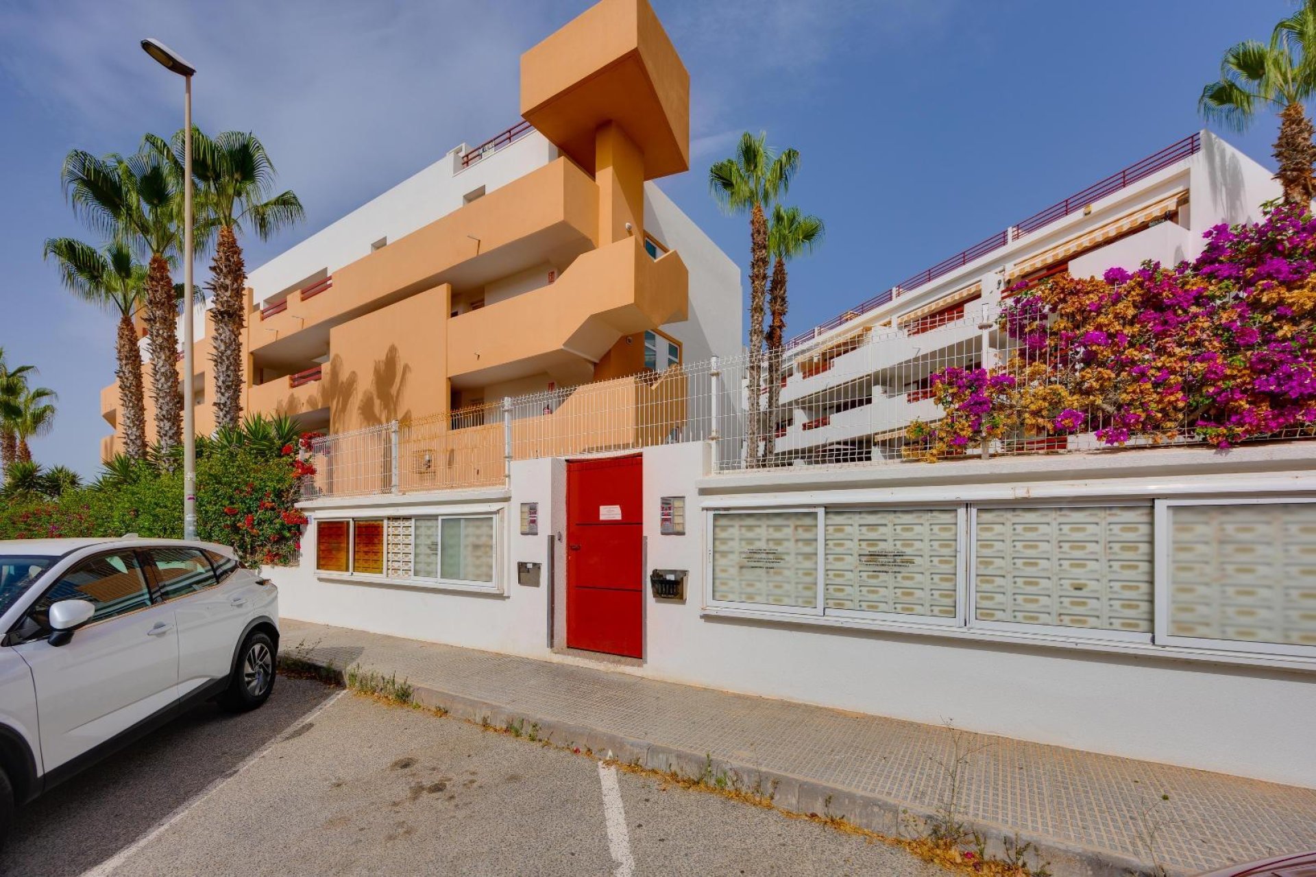 Resale - Apartment -
Orihuela Costa - Playa Flamenca