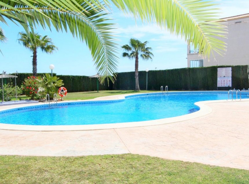 Resale - Apartment -
Orihuela Costa - Punta Prima