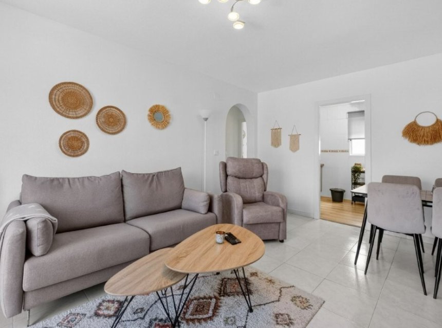 Resale - Apartment Penthouse -
Torrevieja - Jardin del Mar
