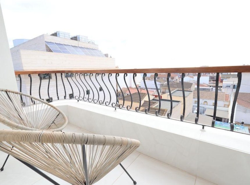 Resale - Apartment -
Pilar de la Horadada - Costa Blanca