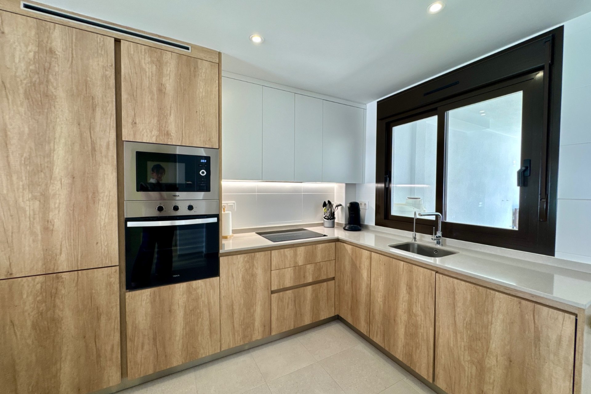 Resale - Apartment -
Pilar de la Horadada - Costa Blanca