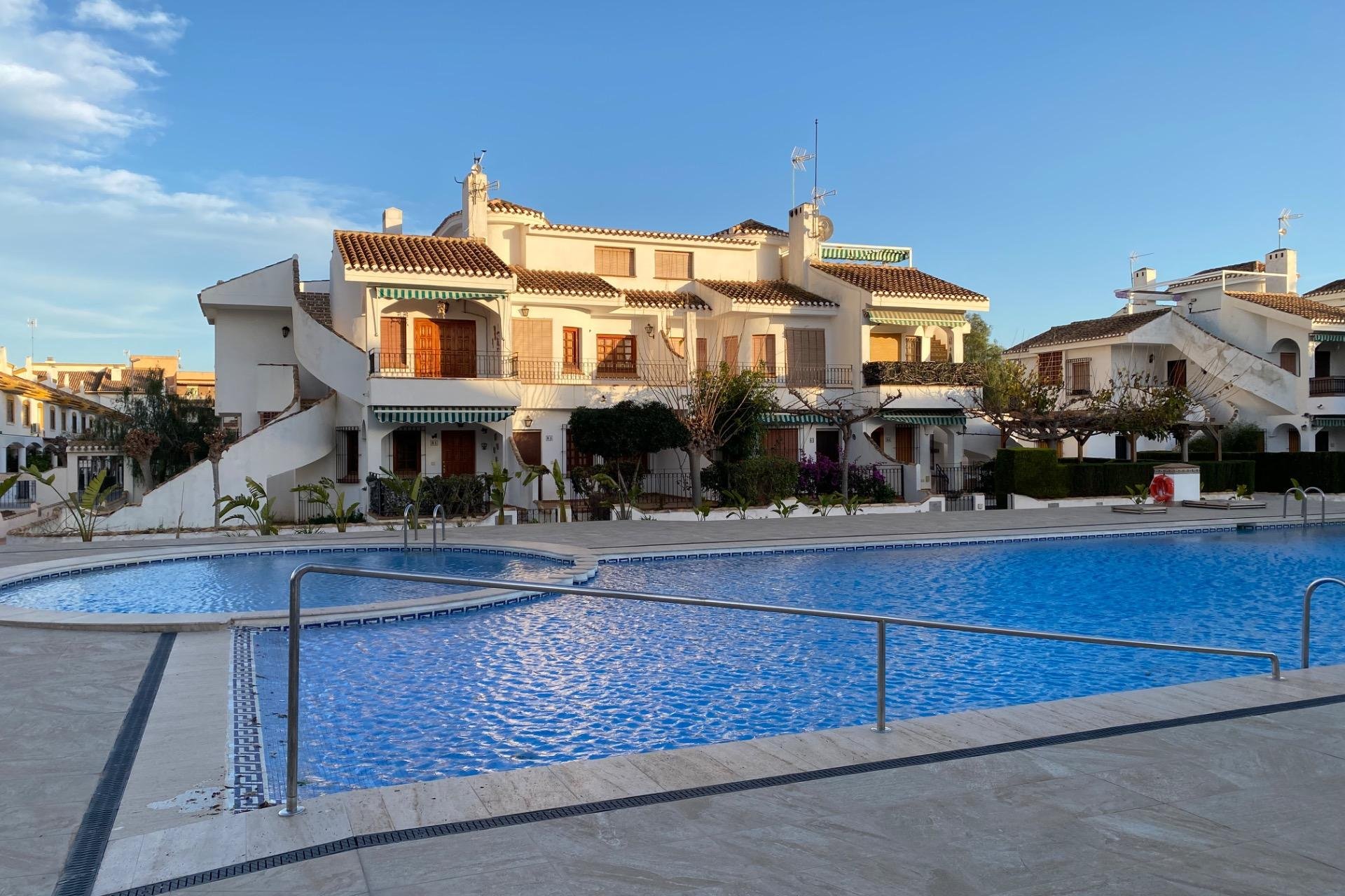 Resale - Apartment -
Pilar de la Horadada - Torre De La Horadada