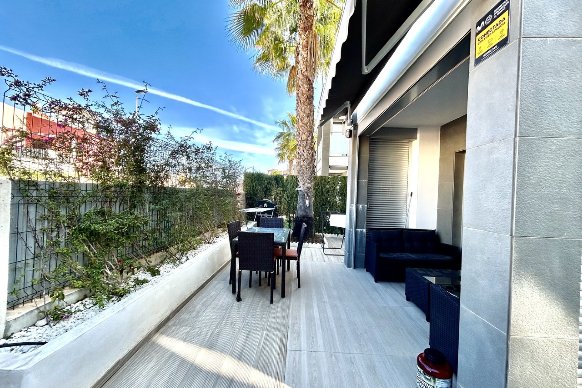 Resale - Apartment -
Punta Prima - Costa Blanca