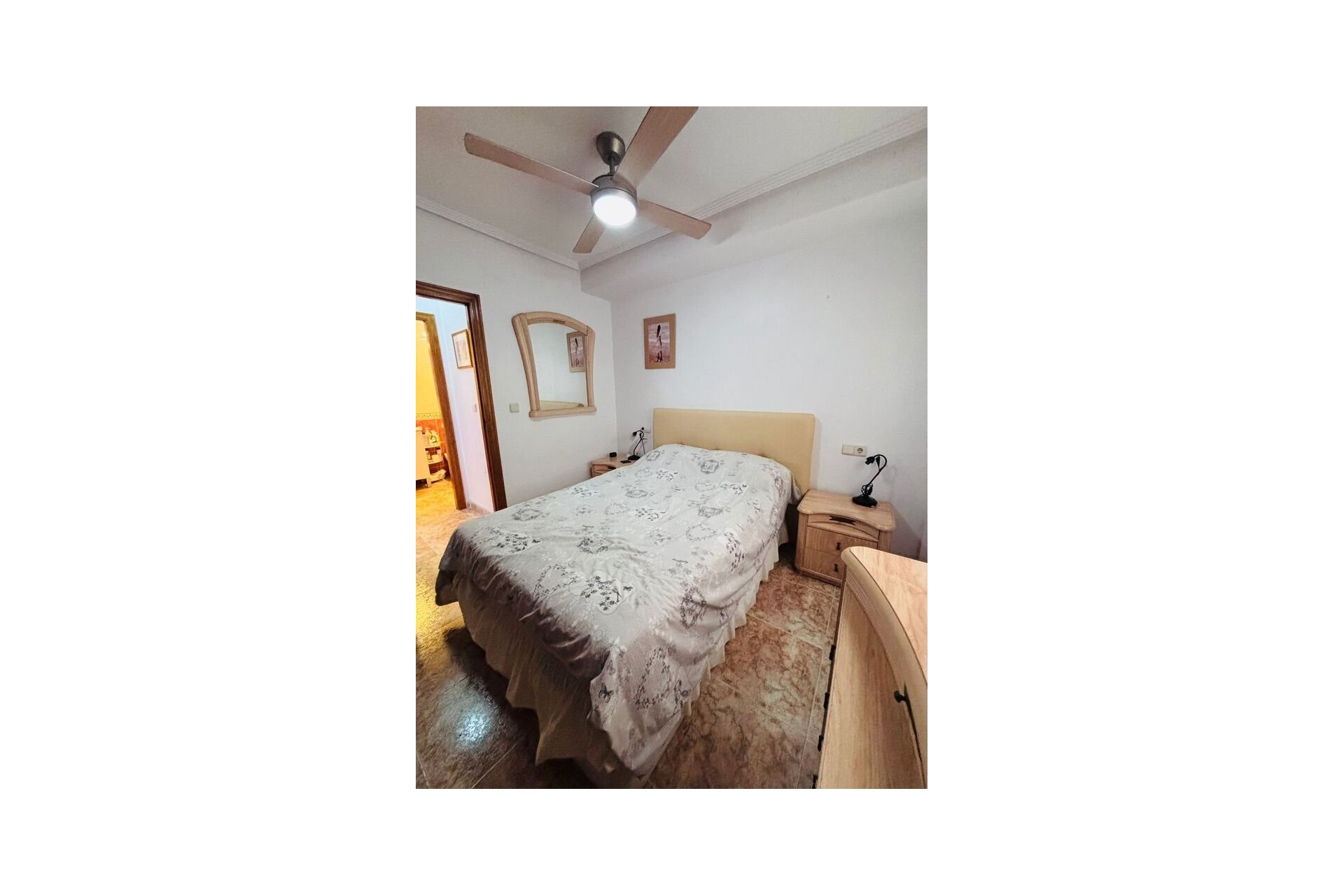 Resale - Apartment -
Punta Prima - Costa Blanca