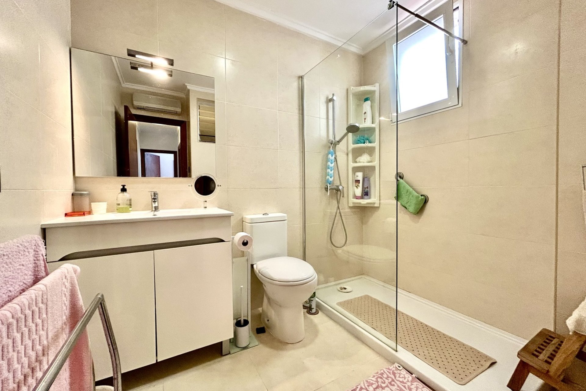 Resale - Apartment -
Punta Prima - Costa Blanca