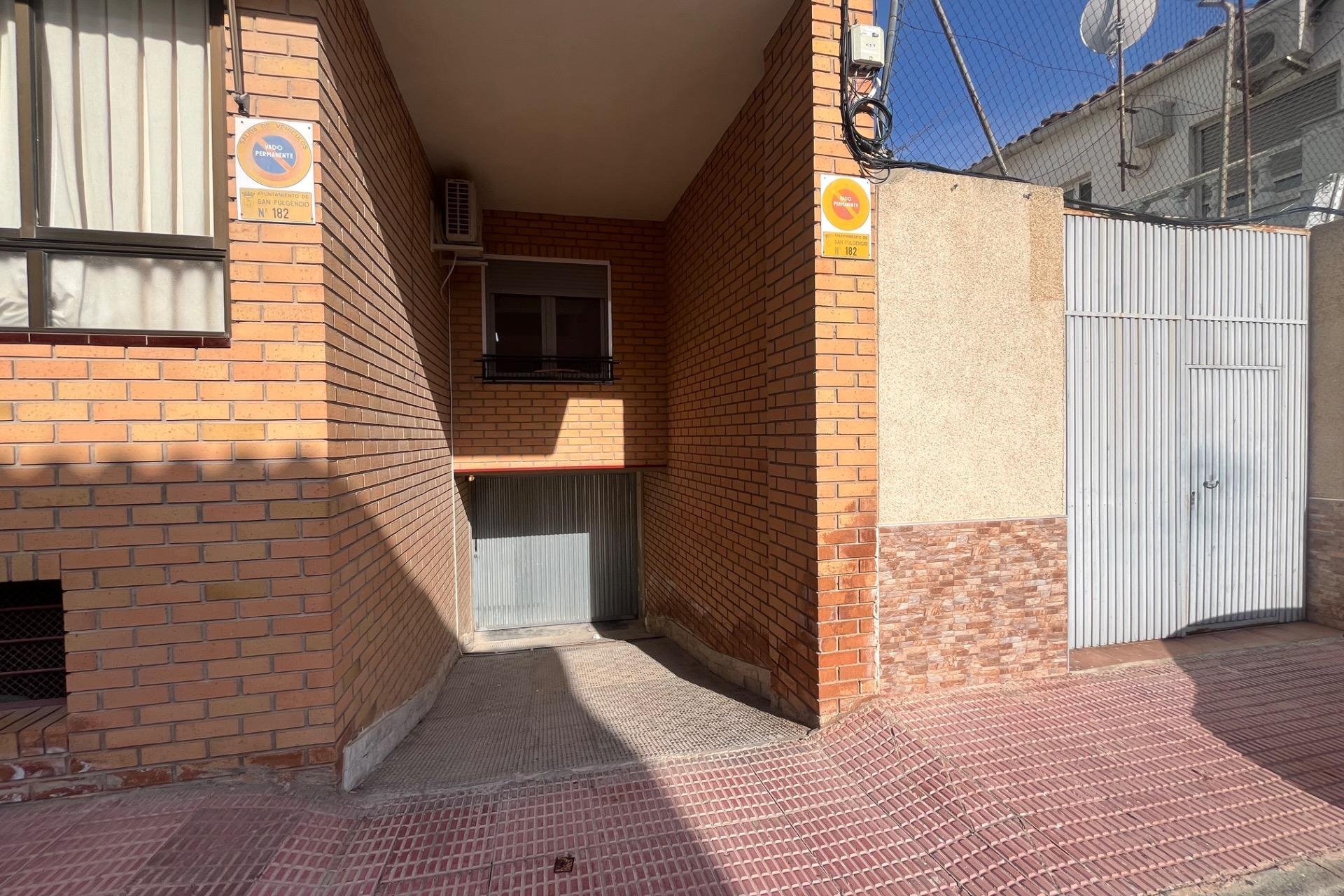 Resale - Apartment -
San Fulgencio - San Fulgencio Pueblo