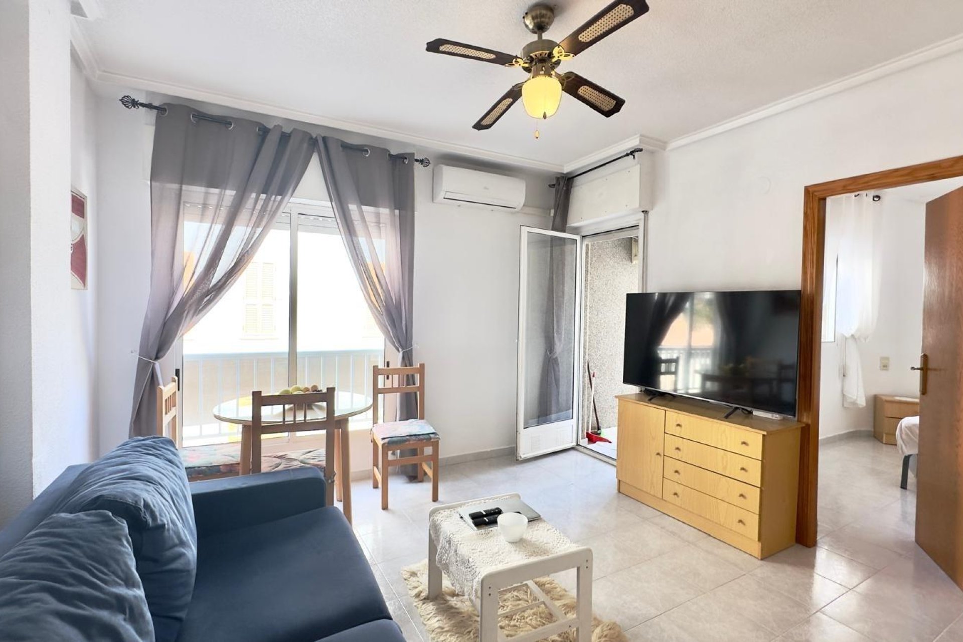 Resale - Apartment -
Torrevieja - Acequion