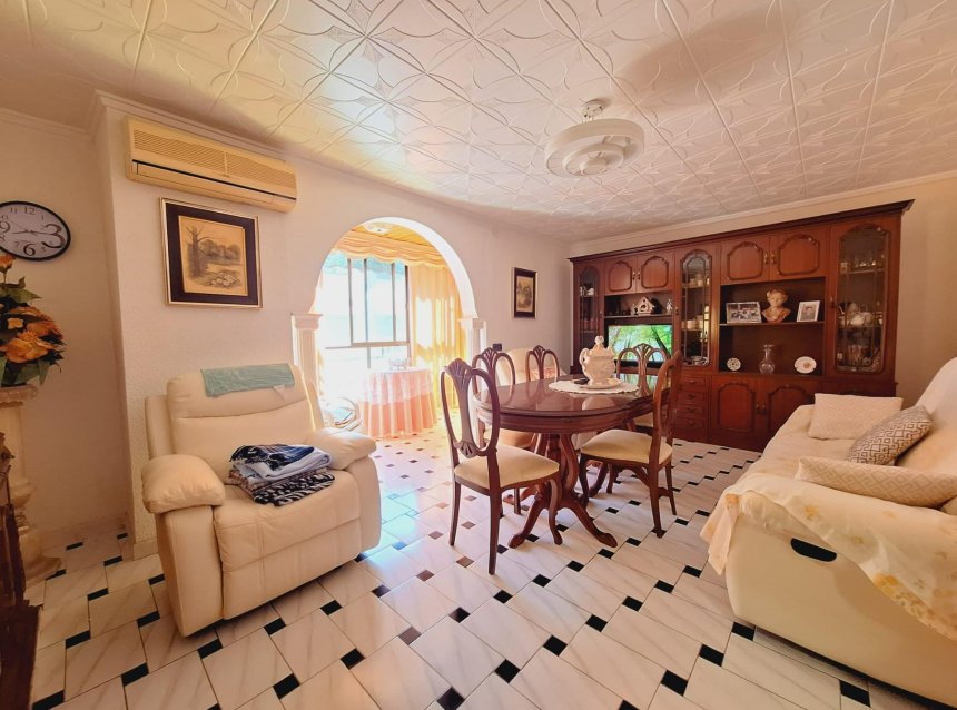 Resale - Apartment -
Torrevieja - Acequion