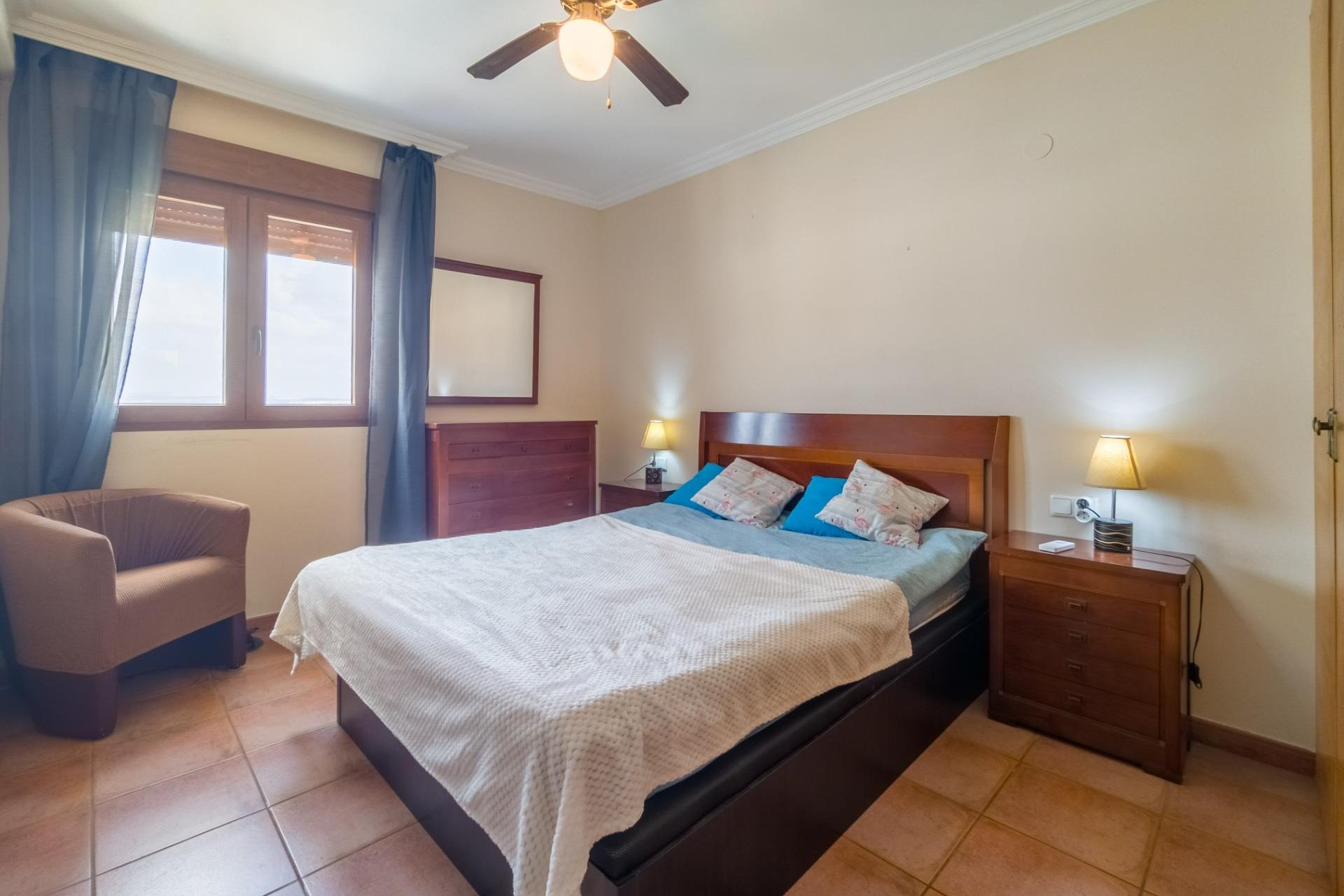 Resale - Apartment -
Torrevieja - Acequion