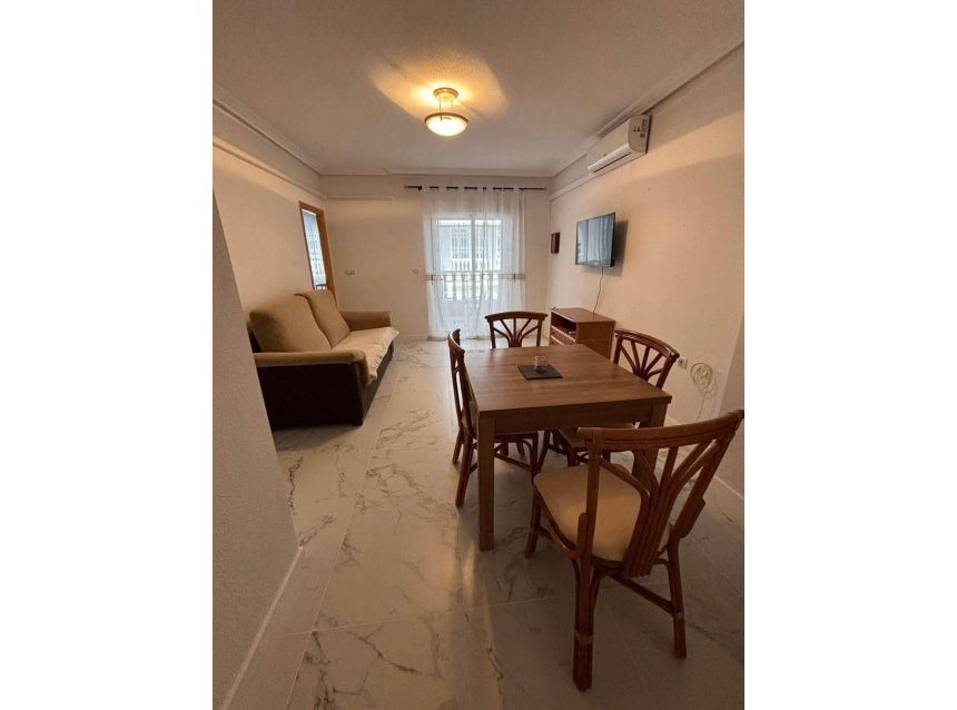 Resale - Apartment -
Torrevieja - Acequion