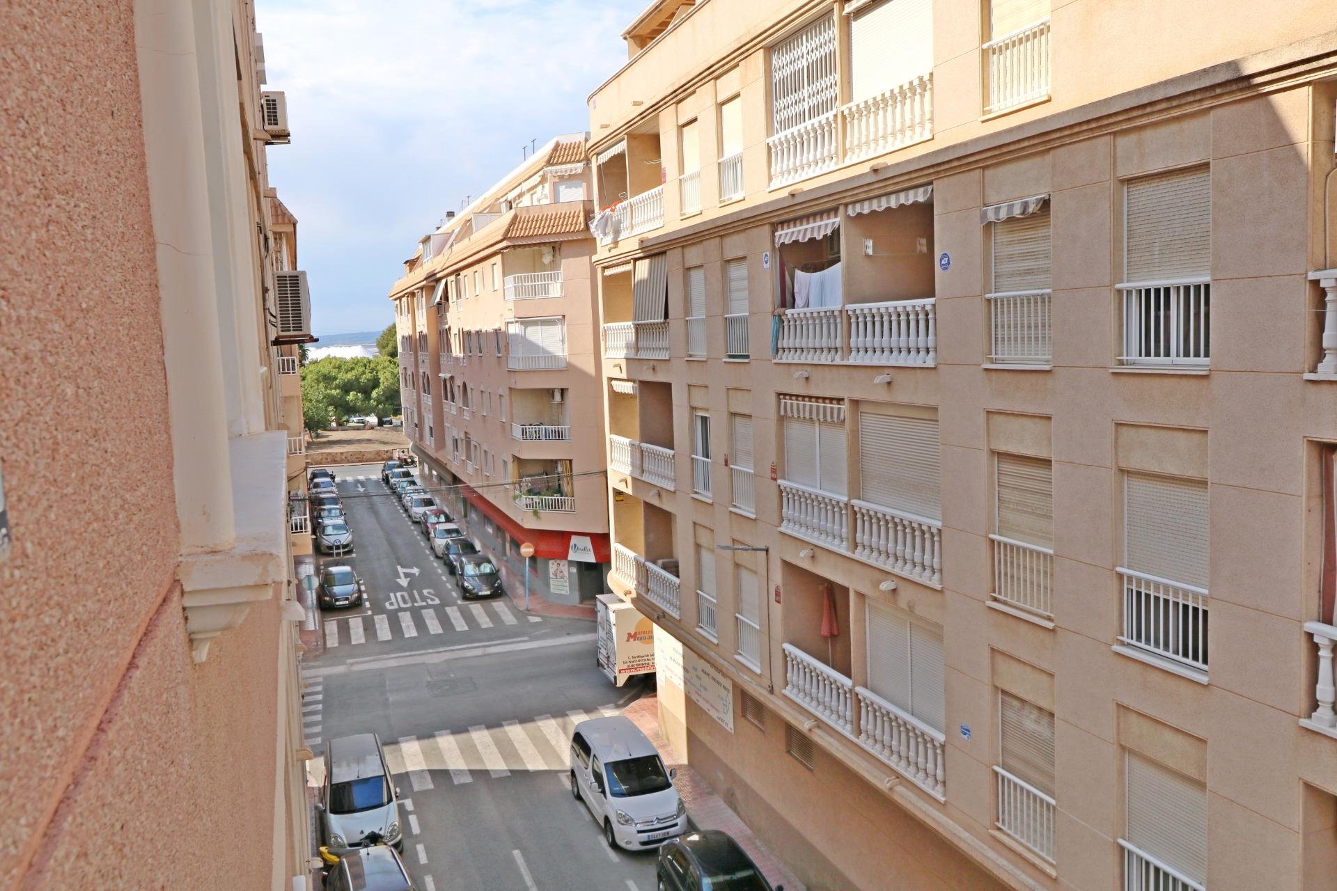 Resale - Apartment -
Torrevieja - Acequion