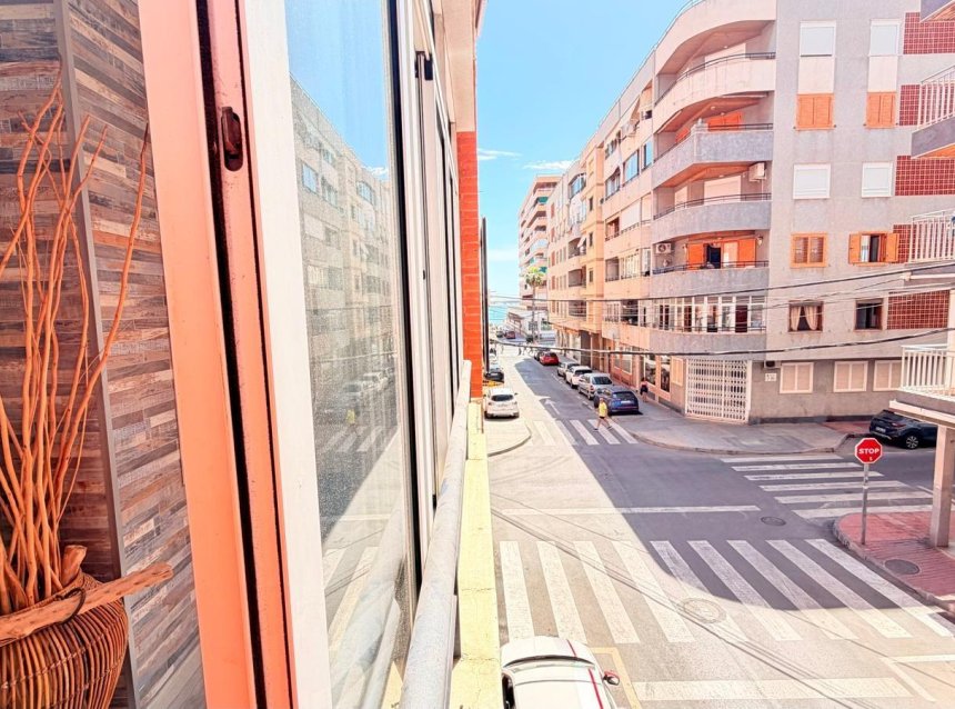 Resale - Apartment -
Torrevieja - Acequion
