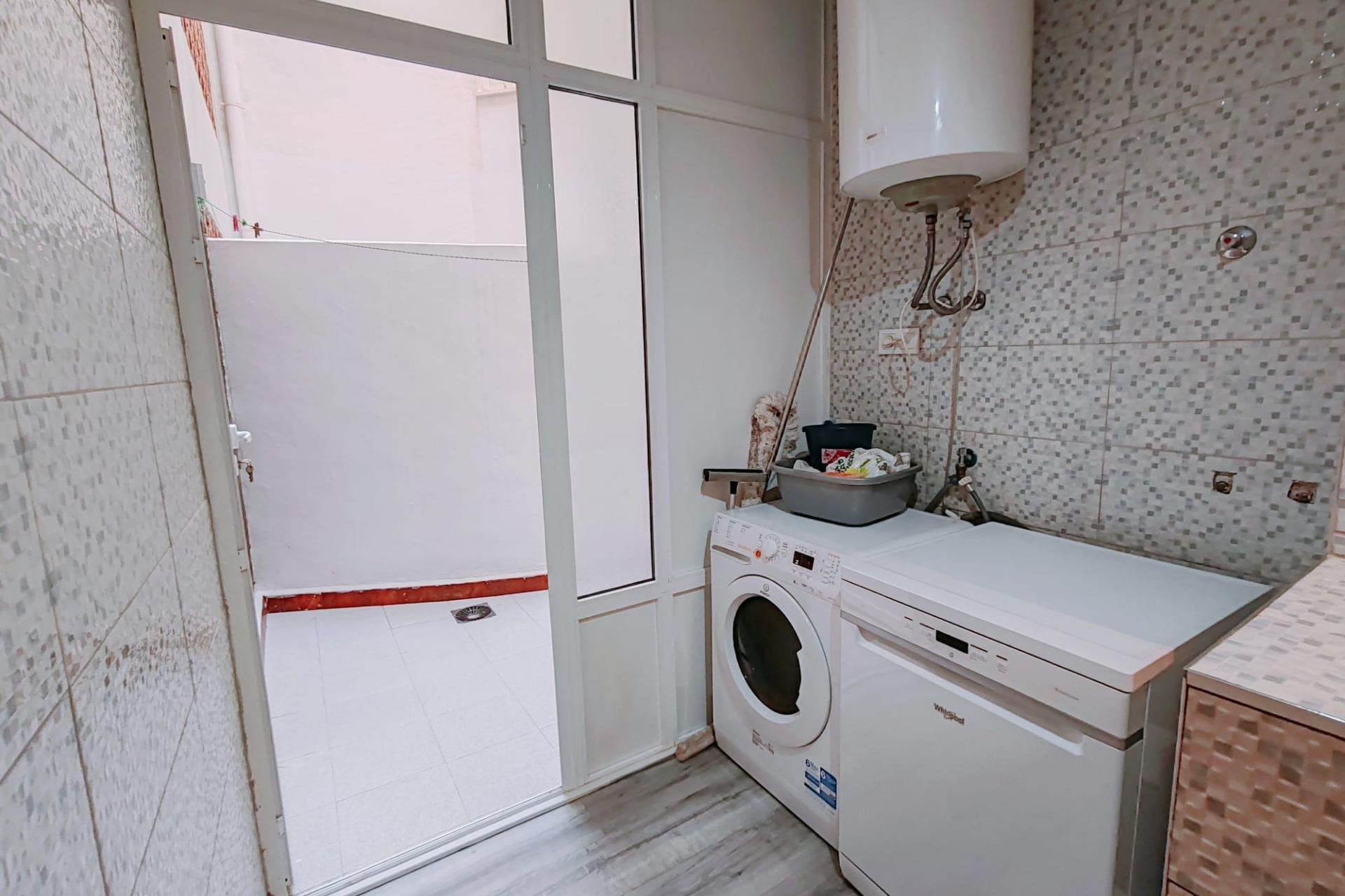 Resale - Apartment -
Torrevieja - Acequion