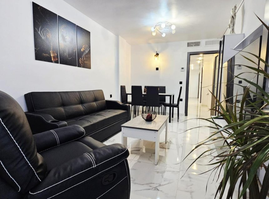 Resale - Apartment -
Torrevieja - Acequion