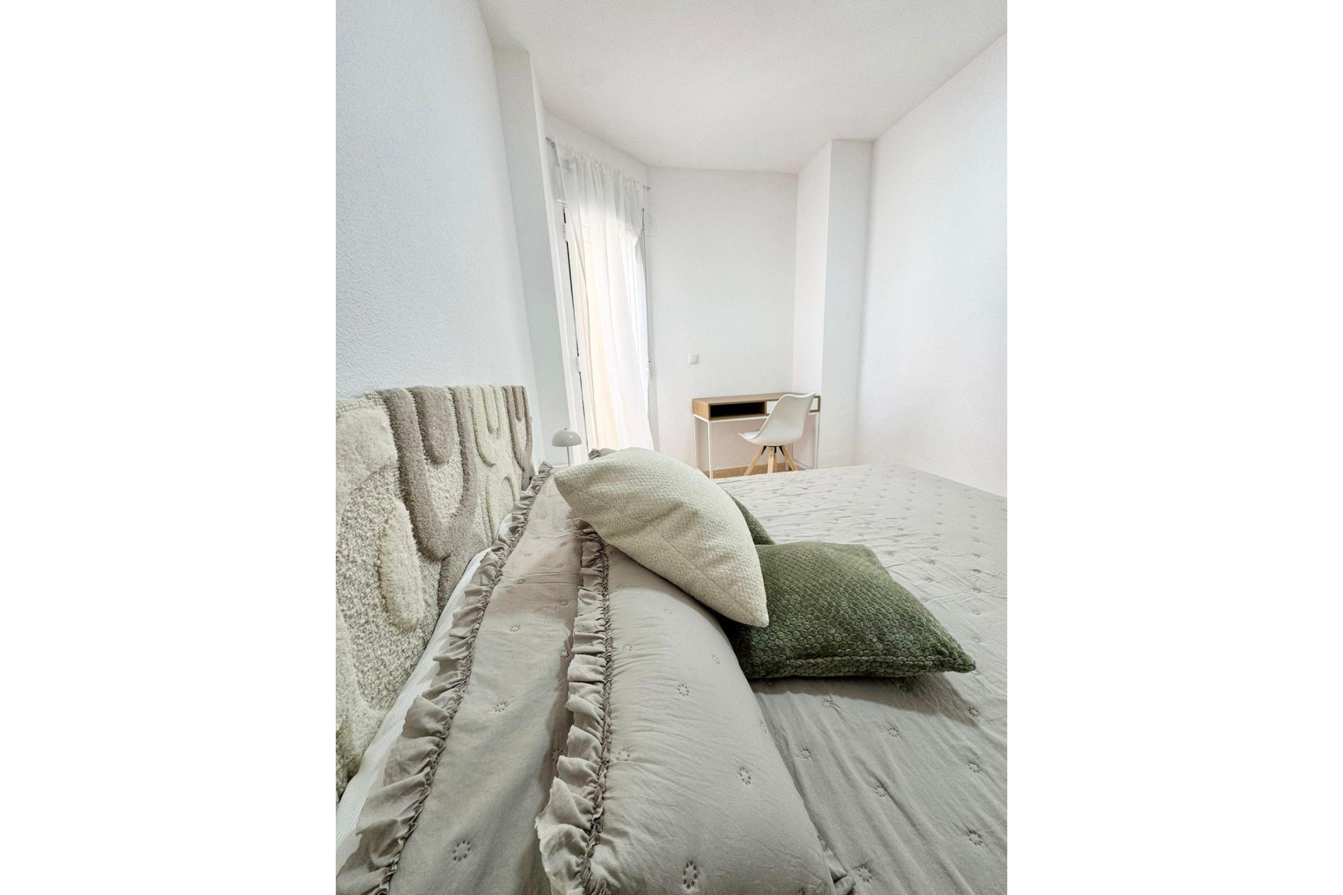 Resale - Apartment -
Torrevieja - Antonio Machado