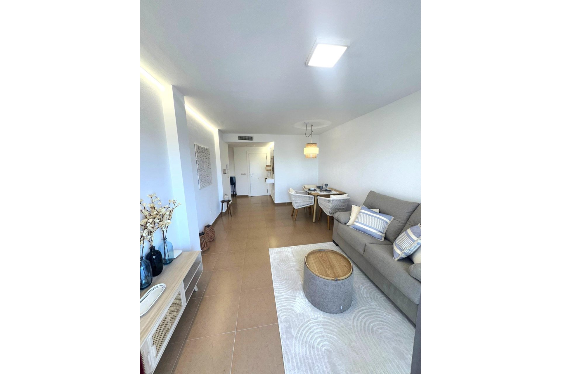 Resale - Apartment -
Torrevieja - Centro - Muelle Pesquero