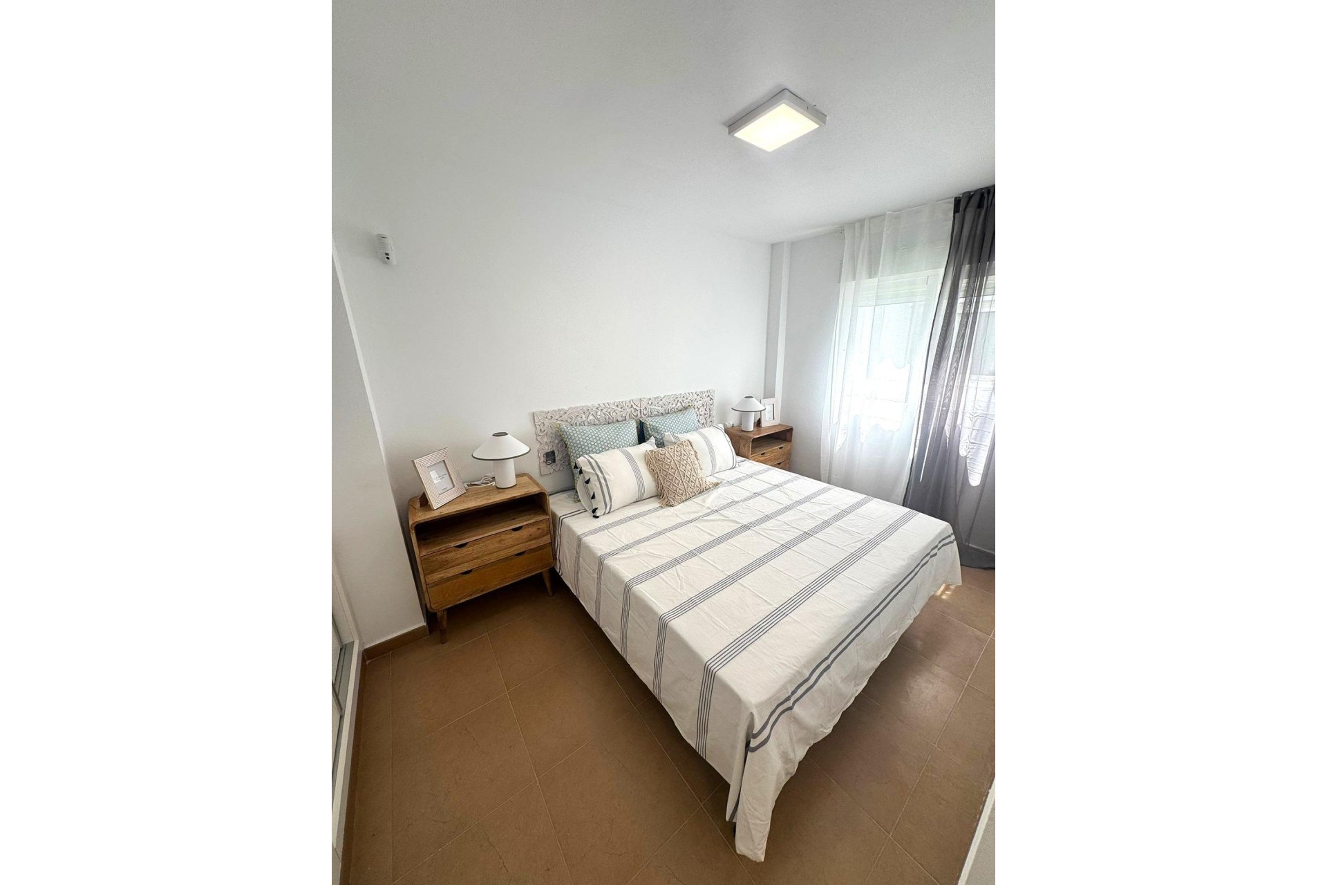 Resale - Apartment -
Torrevieja - Centro - Muelle Pesquero