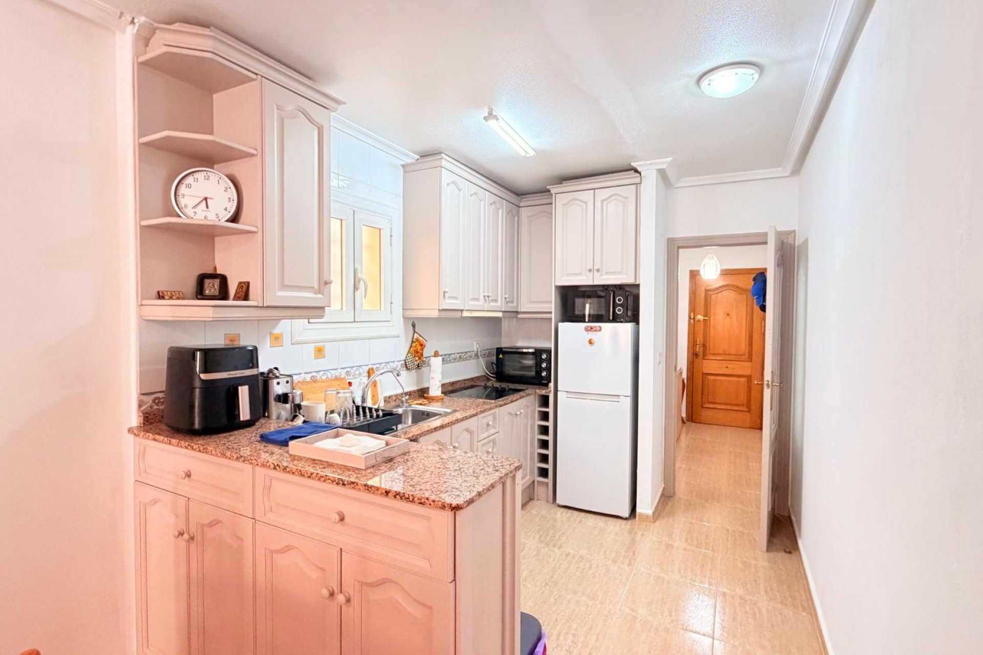 Resale - Apartment -
Torrevieja - Centro - Muelle Pesquero