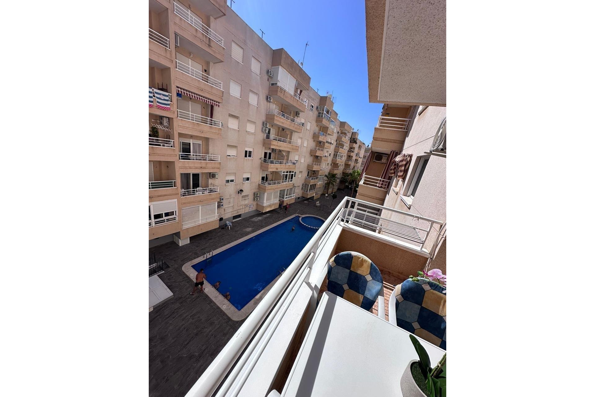 Resale - Apartment -
Torrevieja - Centro - Muelle Pesquero