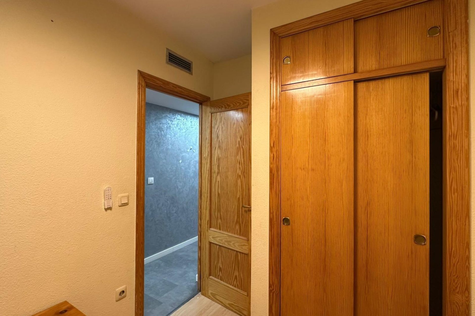 Resale - Apartment -
Torrevieja - Centro