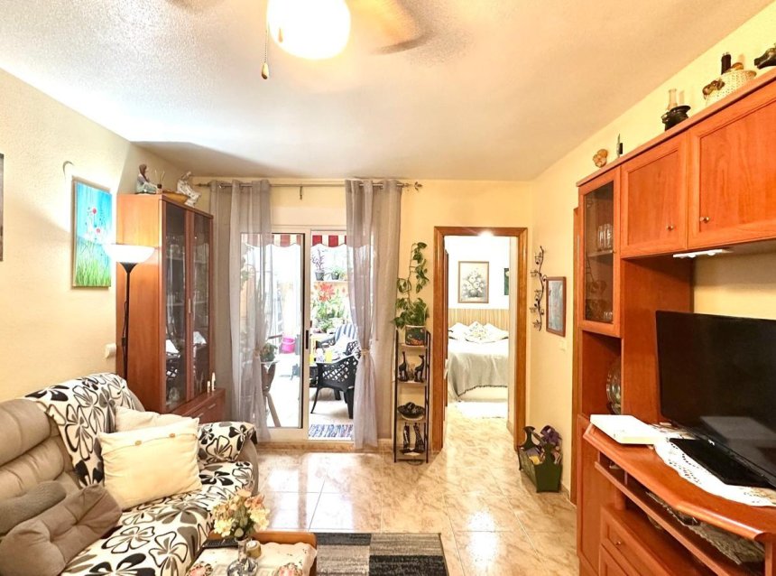 Resale - Apartment -
Torrevieja - Centro