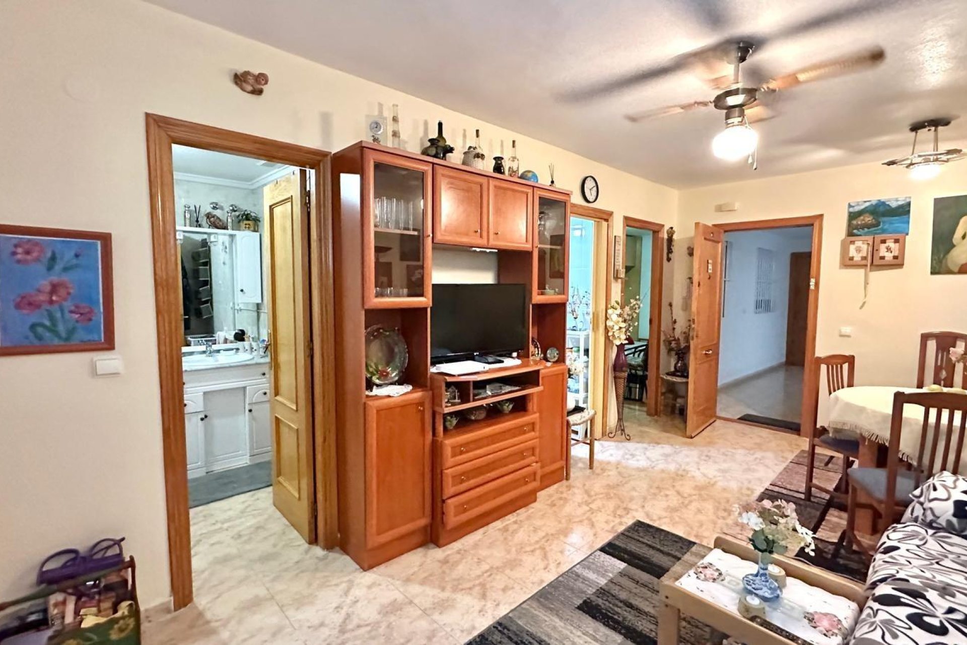 Resale - Apartment -
Torrevieja - Centro